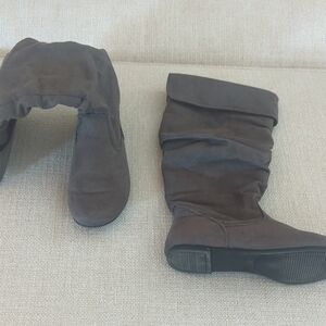 Kohl's Women's Over the Knee Grey Boots